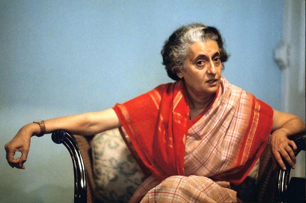 Indira Gandhi 03 पूर्व पीएम इंदिरा गांधी की पुण्यतिथि आज, कांग्रेस-पीएम ने दी श्रद्धांजलि