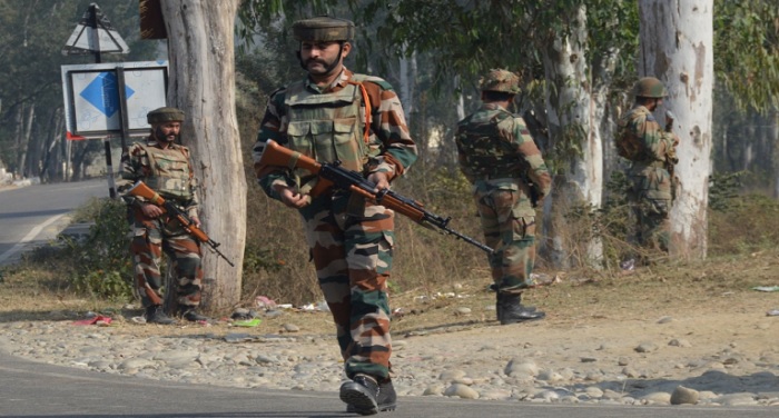 army sena जम्मू-कश्मीर: पाक ने 2 भारतीय जवानों के शव के साथ की बर्बरता