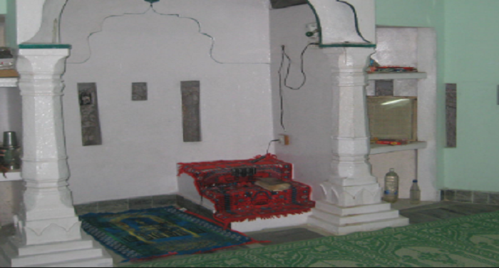 Untitled 7 सबसे छोटी मस्जिद जाने यहां के फेमस चीजों के बारे में....