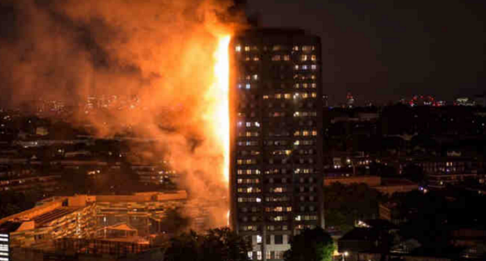 Kanpur Station 19 लंदन के बहुमंजिला टावर ब्लॉक में लगी भीषण आग