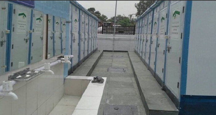 kajriwal 1 केजरीवाल ने किया 110 कम्युनीटी टॉयलेट का उद्घाटन