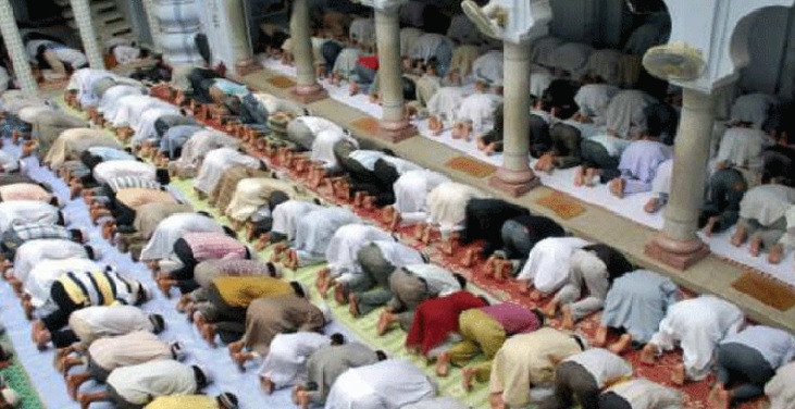 ramadan 2 रमजान के 23 वे रोजे को भी लगातार जारी है इबादत का दौर