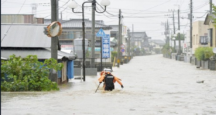 japan जापान में मूसलाधार बारिश से 6 लोगों की मौत, 22 लापता