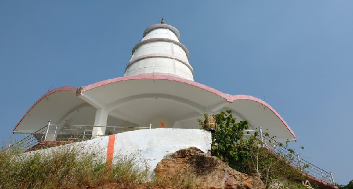 mandir राजा पहाड़ी में स्थित शिव मंदिर की खास बात क्यों है लोगों की आस्था और विश्वास का केंद्र