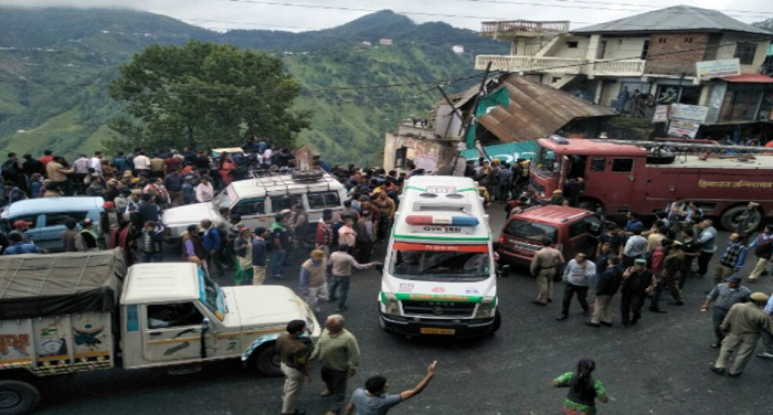 people dead, building collapses, shimla, police, hospital  