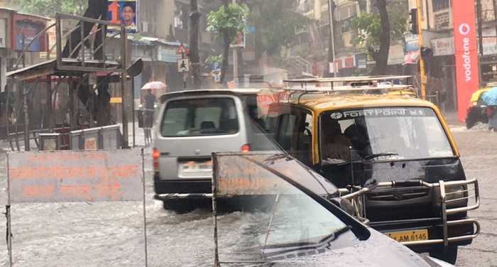 mumbai, affect, airlines, rain, railway route