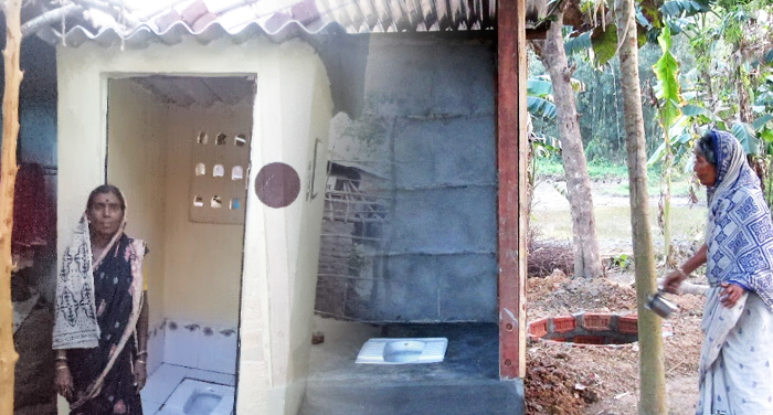 toilet महाराष्ट्र: सामने आया शौचालय घोटाला, सिर्फ कागजों में बने शौचालय