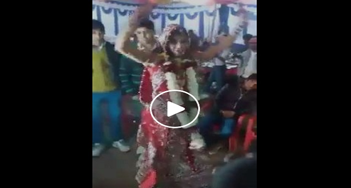 bride dance अपनी शादी में दुल्हन का स्टेज पर धमाकेदार डांस देखें वीडियो