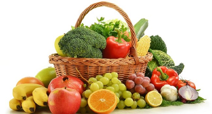 fruits सिर्फ फल और सब्जियां के सेवन से दूर हो जाएंगी सारी बीमारी