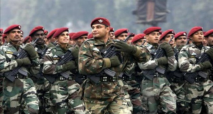 indian army 2 1449654198 भारतीय सेना ने 2017 में 28 शहदतों का बदला 138 पाक सैनिकों को मारकर लिया