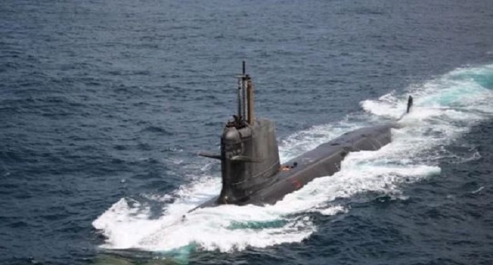 sub संमदर में दुश्मनों के छक्के छुड़ाने नौसेना में शामिल हो रहा 'करंज' सबमरीन