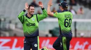 George Dockrell टी-20 वर्ल्ड कप: रोमांचक मुकाबले में आयरलैंड ने इंग्लैंड को 5 रन से हराया